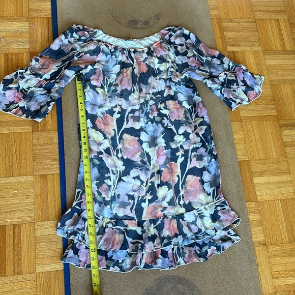 Silk blend floral print dress XS. Fits more like a S-M. Made in Italy. - Picture 9 of 11